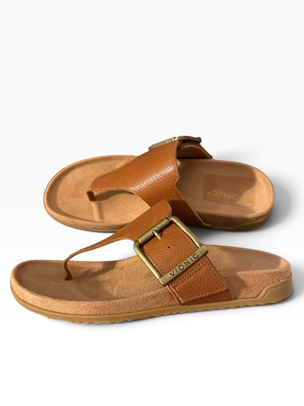 NEW Vionic Emma Brown Tan Leather Thong Buckle Sandal Flip Flops Womens 7.5